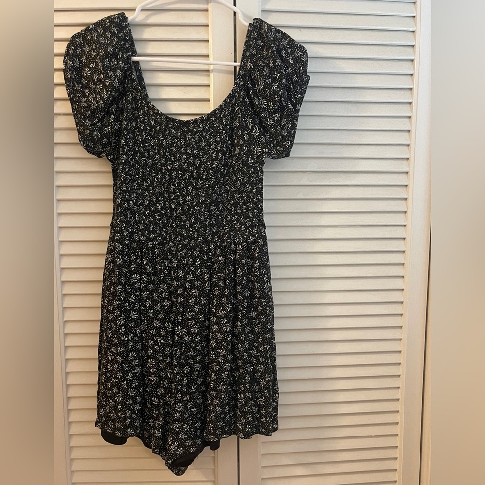 Forever 21 Black and White Floral Romper